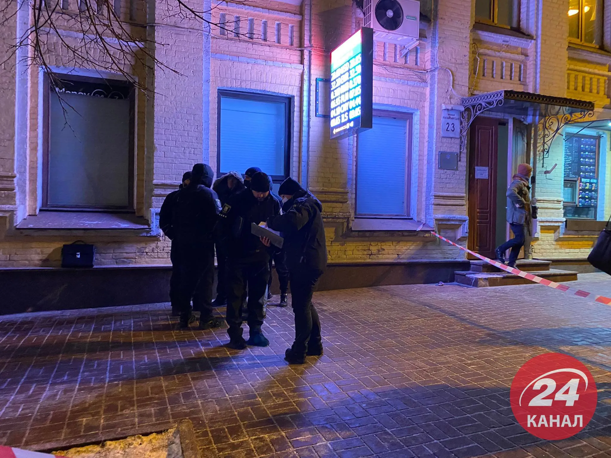 Стрілянина у Києві на Володимирській, поліція відкрила провадження про хуліганство, розслідування