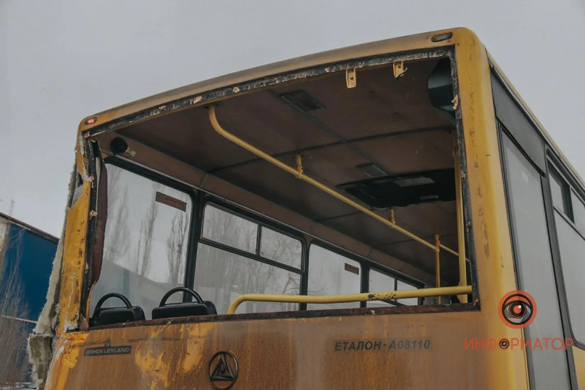 В автопригоді з вантажівкою постраждав пасажир автобуса в Дніпрі