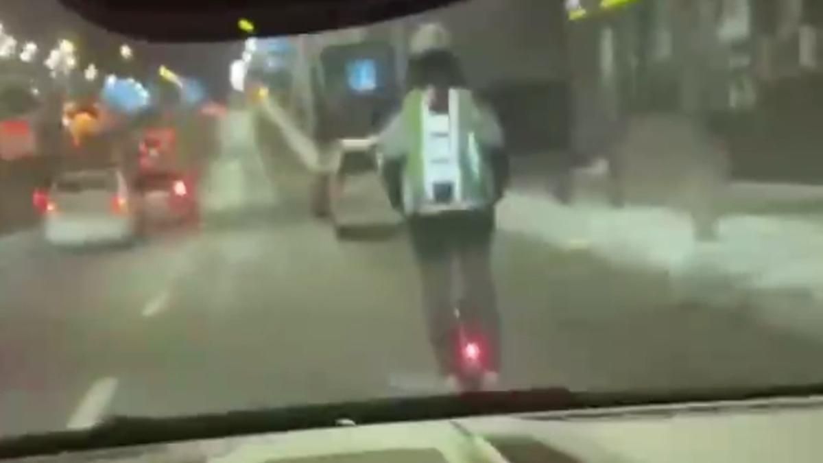 Патрульные нашли Porsche, на котором друг блогера "Тишины" сбил курьера Патрульные нашли Porsche, на котором друг блогера "Тишины" сбил курьера