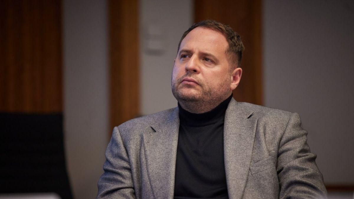 Ми приїхали відстоювати українські інтереси, – Єрмак до "сил", які намагались зірвати формат - Україна новини - 24 Канал Ми приїхали відстоювати українські інтереси, – Єрмак до "сил", які намагались зірвати формат - Україна новини - 24 Канал