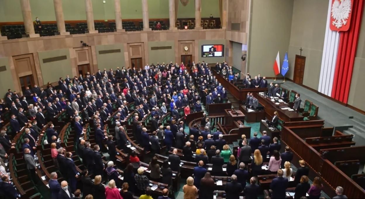 Сейм Польщі закликав країни НАТО та ЄС підтримати Україну через загрозу Росії - 24 Канал Сейм Польщі закликав країни НАТО та ЄС підтримати Україну через загрозу Росії - 24 Канал