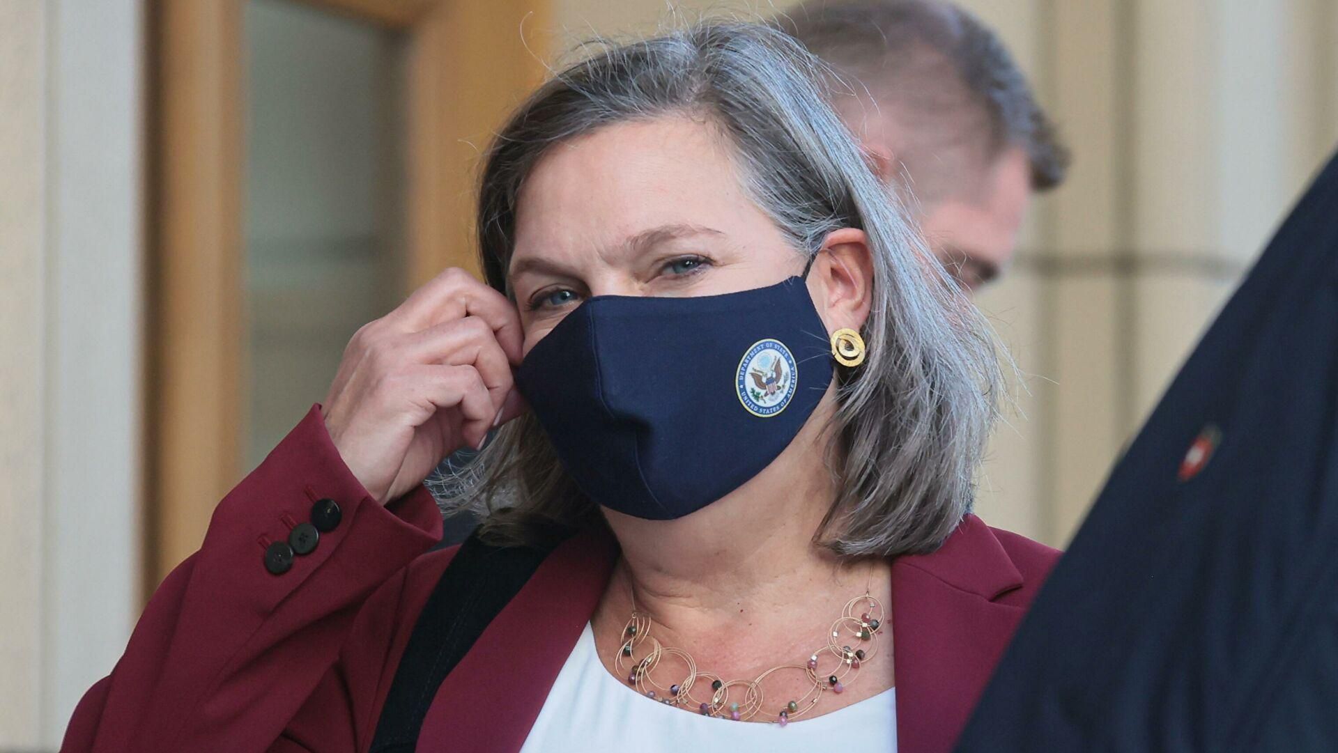 "Прокачивать водку было бы неплохо": в Госдепе США посмеялись над "Северным потоком-2" "Прокачивать водку было бы неплохо": в Госдепе США посмеялись над "Северным потоком-2"