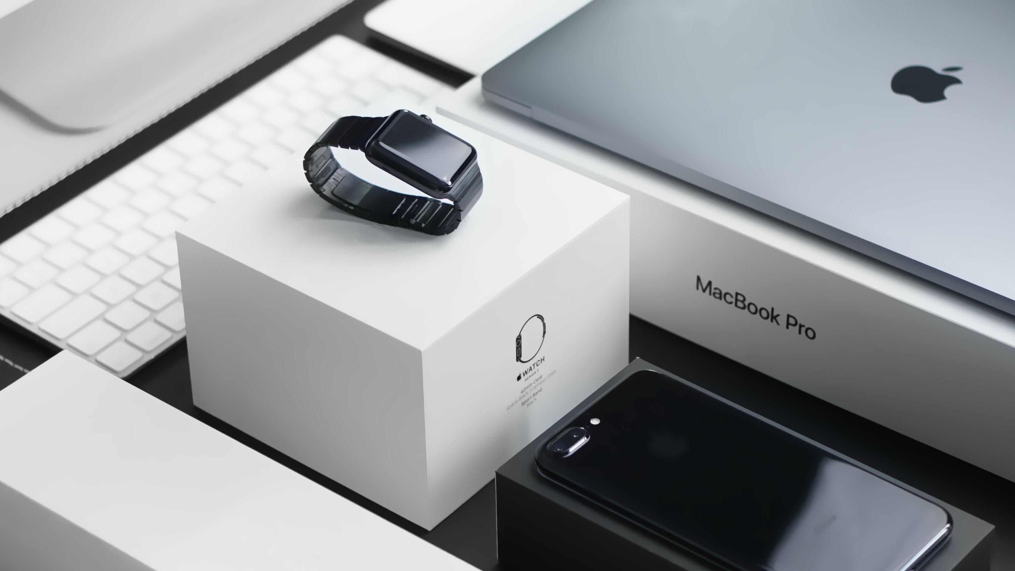 Продали більше, ніж планували: виторг Apple зріс до рекордного показника - Бізнес Продали більше, ніж планували: виторг Apple зріс до рекордного показника - Бізнес