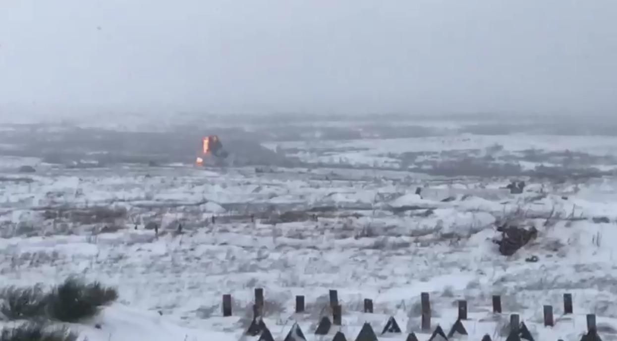 Военные проводят боевые стрельбы из британской противотанковой системы NLAW: мощное видео Военные проводят боевые стрельбы из британской противотанковой системы NLAW: мощное видео