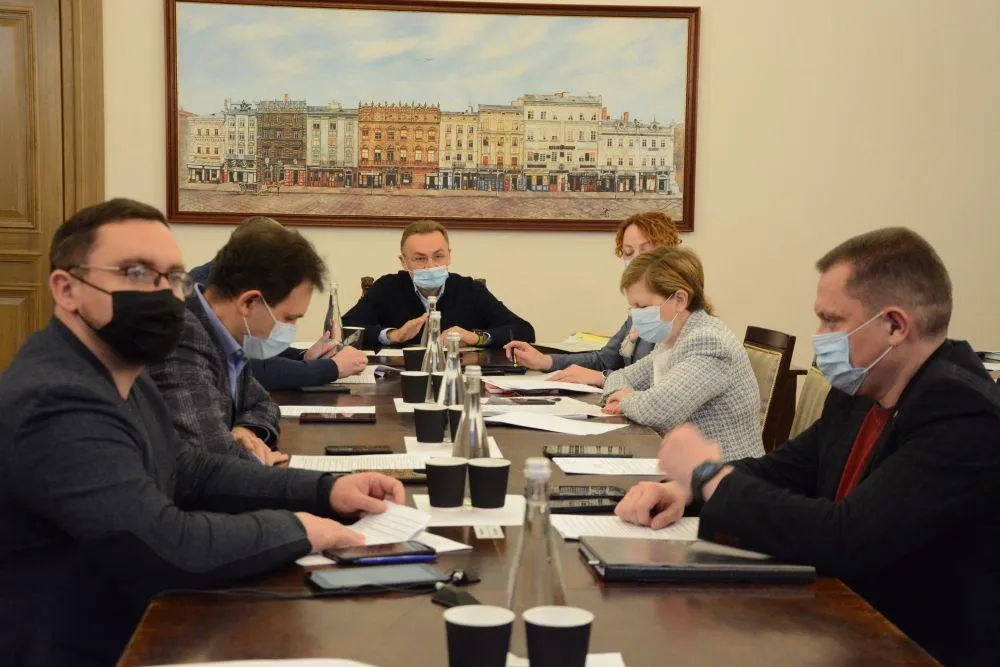 Країна сильна тоді, коли сильні громадяни: у Львові готуються до національного спротиву Країна сильна тоді, коли сильні громадяни: у Львові готуються до національного спротиву