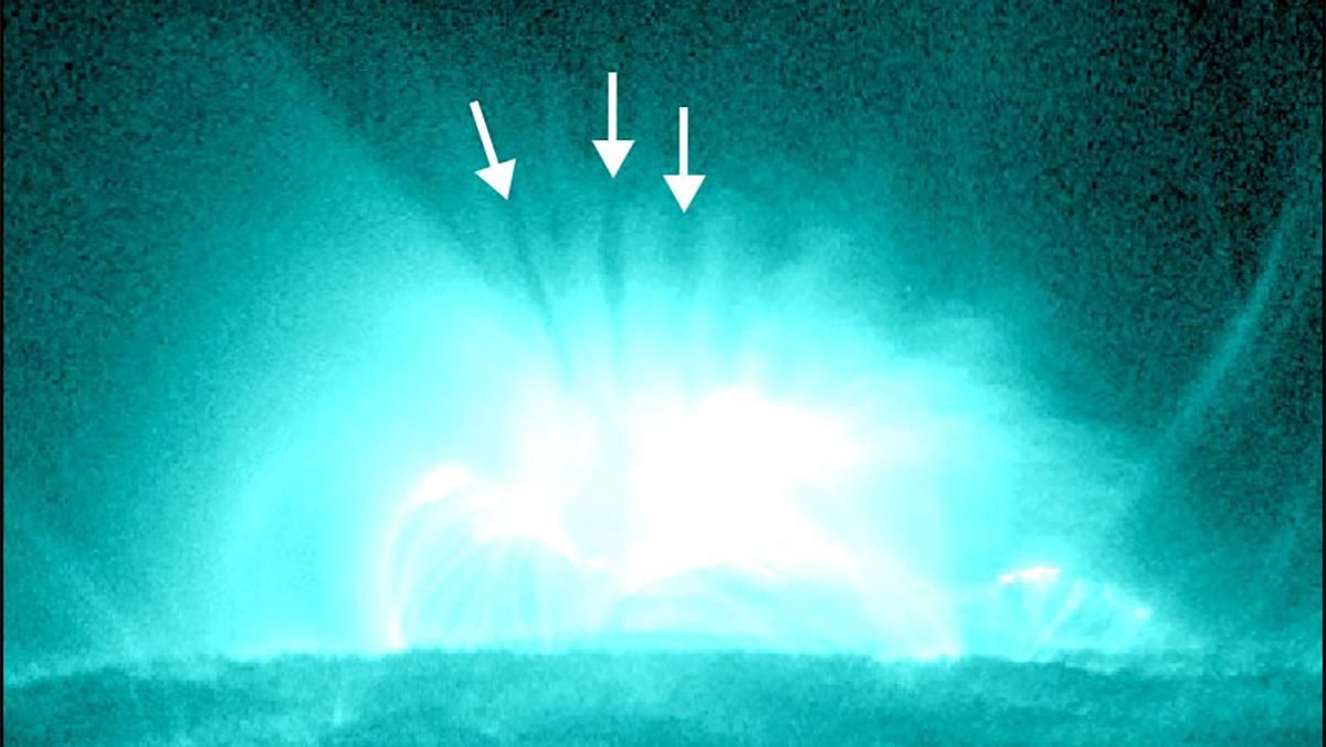Нарешті астрономи зрозуміли, що це таке – "сонячні пальці" - Новини технологій - Техно Нарешті астрономи зрозуміли, що це таке – "сонячні пальці" - Новини технологій - Техно