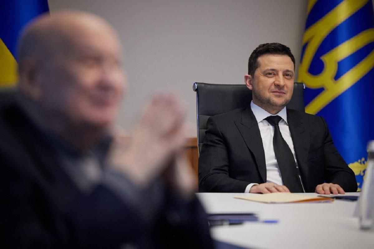 Зеленський іноземним ЗМІ: необхідно обережно висловлюватись про ймовірну війну з Росією - 24 Канал Зеленський іноземним ЗМІ: необхідно обережно висловлюватись про ймовірну війну з Росією - 24 Канал