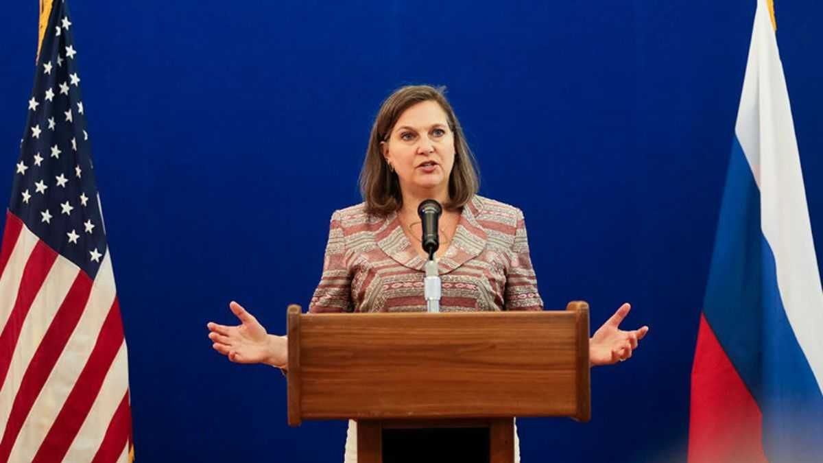 В Госдепе США объяснили, почему не хотят превентивных санкций против России В Госдепе США объяснили, почему не хотят превентивных санкций против России