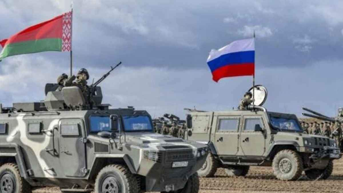 Россия начала развертывание полевых пунктов управления войсками в Беларуси
