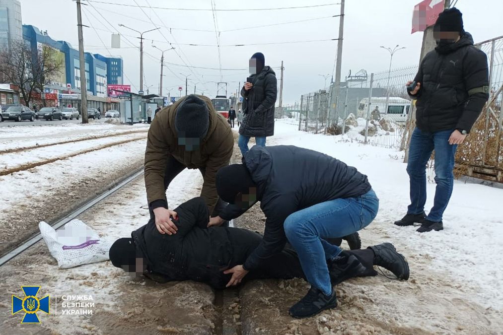 Збирали дані про військові розробки України: СБУ заблокувала агентурну мережу Росії - Україна новини - 24 Канал Збирали дані про військові розробки України: СБУ заблокувала агентурну мережу Росії - Україна новини - 24 Канал