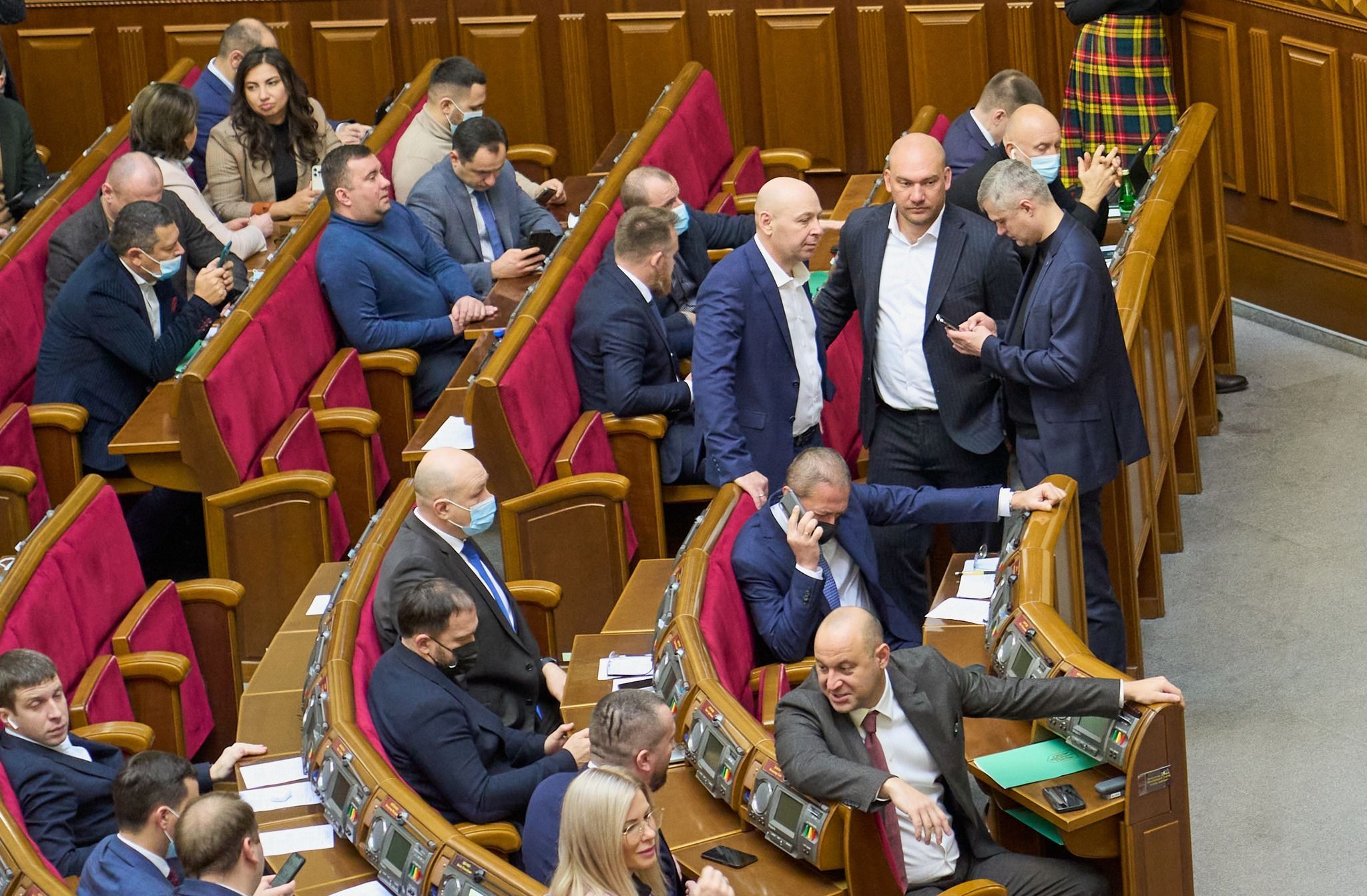 "Слуга народа" не планирует собираться на заседание из-за вспышки коронавируса, – депутат