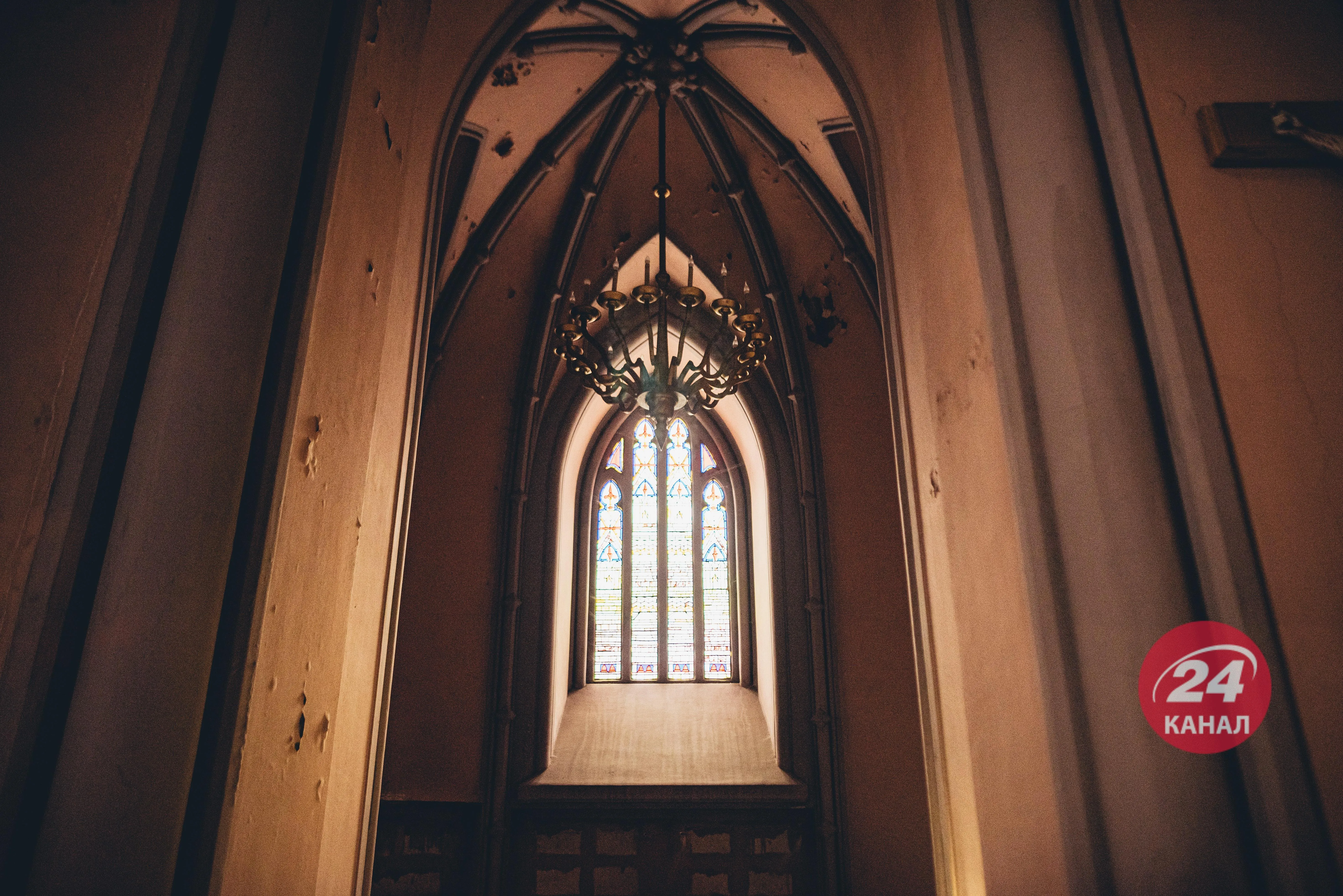 Костел святого Миколая у Києві, як виглядає храм всередині після протиаварійних робіт Костел святого Миколая у Києві, як виглядає храм всередині після протиаварійних робіт