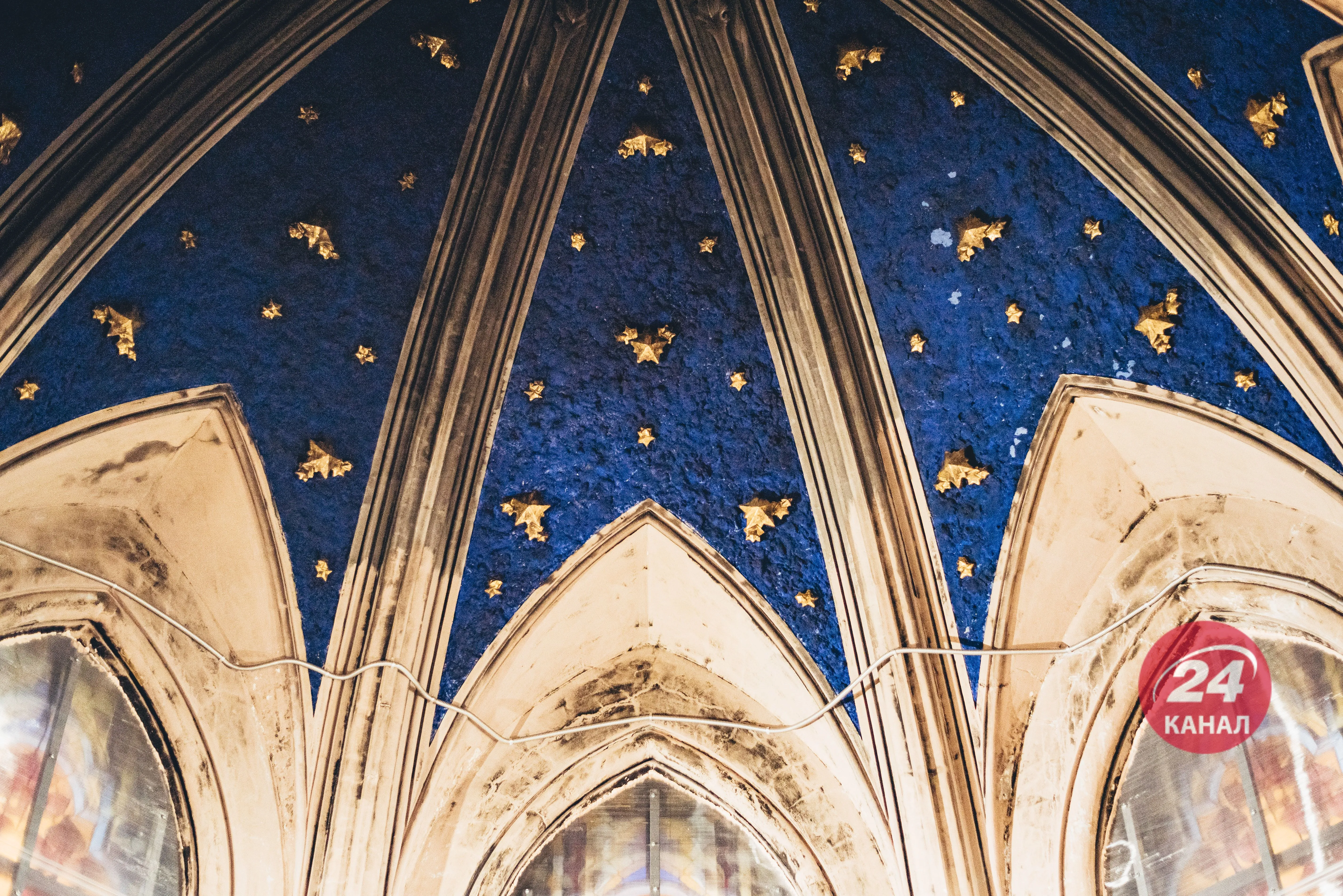 Костел святого Миколая у Києві, як виглядає храм всередині після протиаварійних робіт Костел святого Миколая у Києві, як виглядає храм всередині після протиаварійних робіт