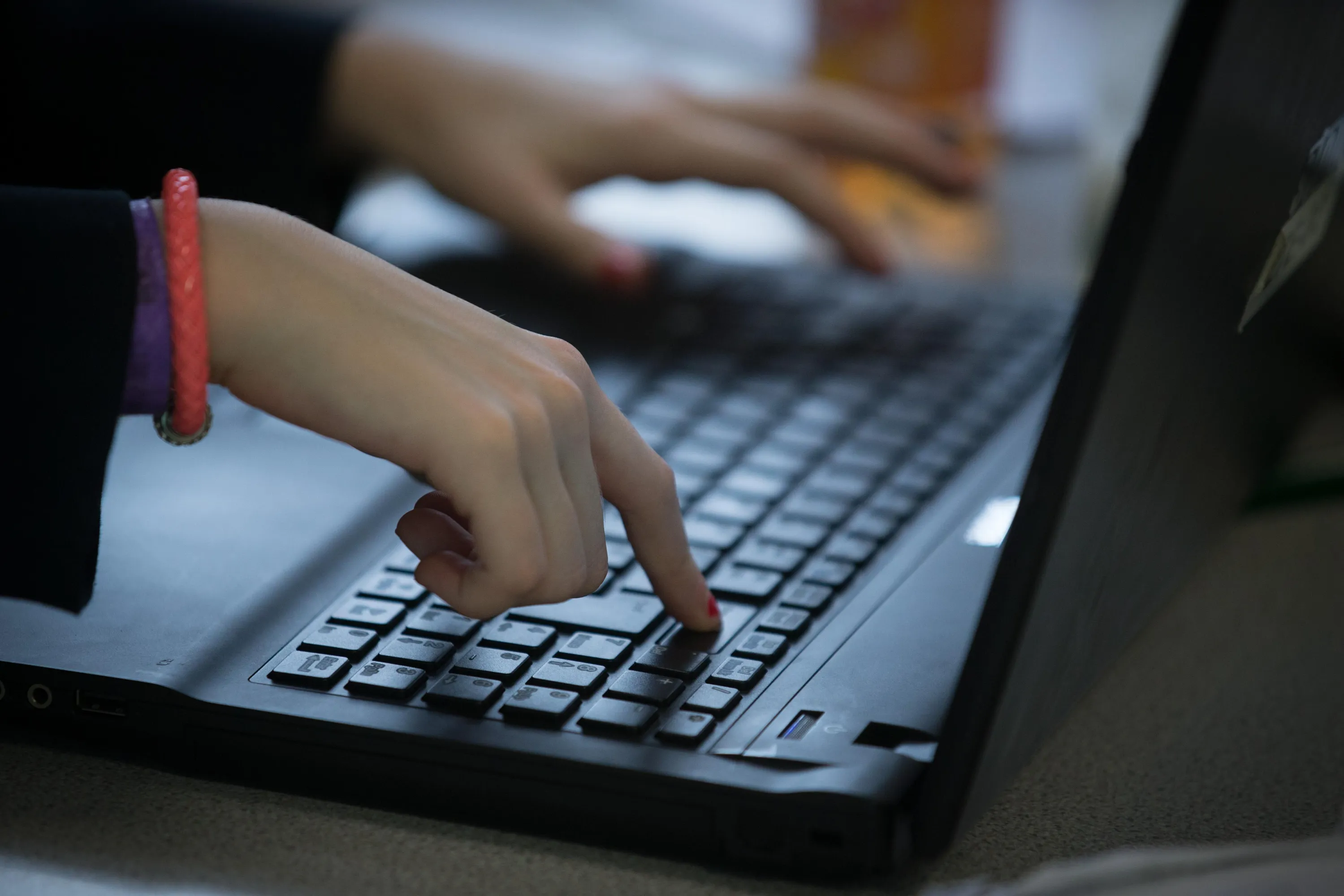 Захист інформації в інтернеті, дані клієнтів Захист інформації в інтернеті, дані клієнтів