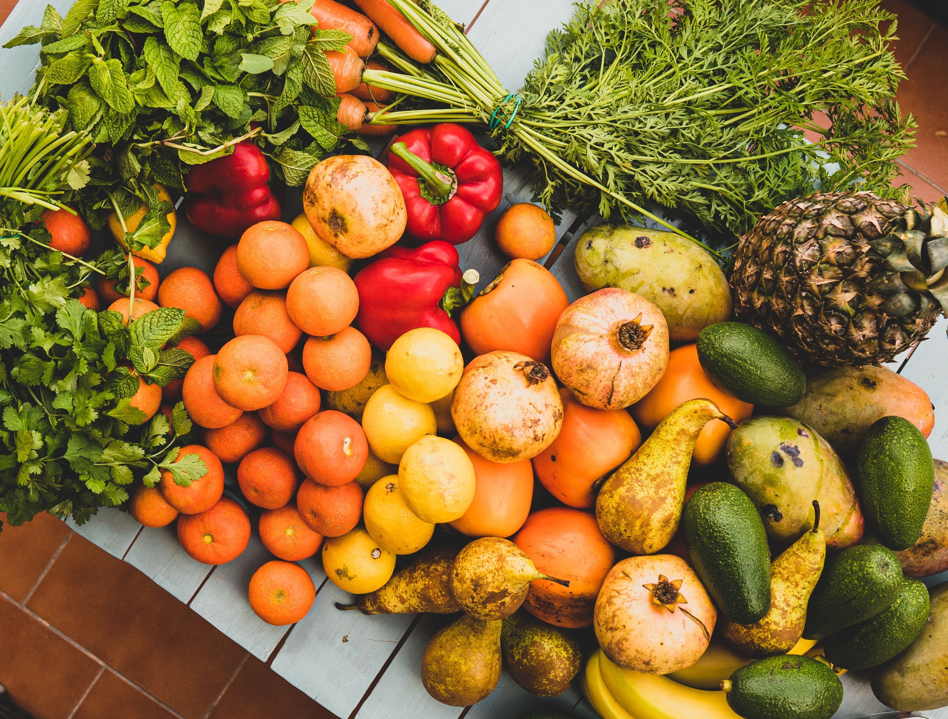 7 хитрощів, які допоможуть зберегти продукти свіжими довше
