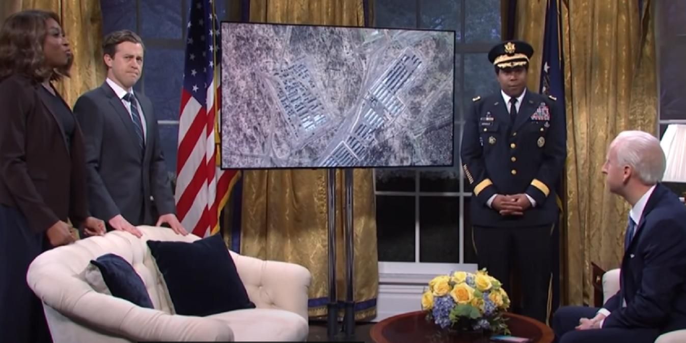 "Украинские границы подкрадываются к России": SNL выпустило скетч о ситуации в Украине "Украинские границы подкрадываются к России": SNL выпустило скетч о ситуации в Украине