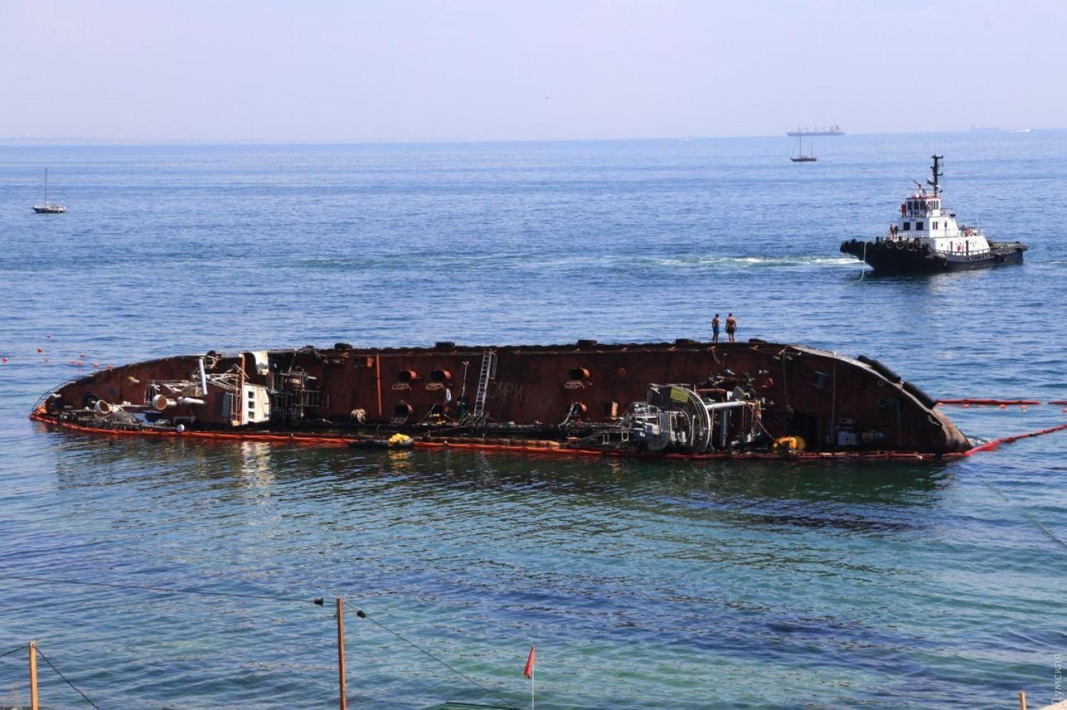 За аварию танкера Delfi будут судить командира Морской охраны: в чем его обвиняют