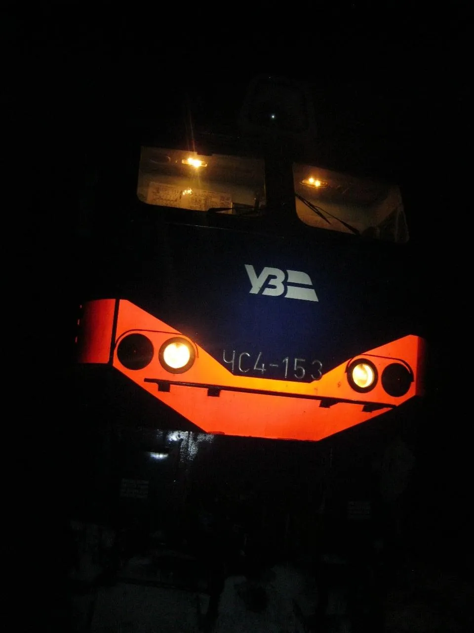 Йшов назустріч колією: на Львівщині внаслідок наїзду потяга трагічно загинув чоловік Йшов назустріч колією: на Львівщині внаслідок наїзду потяга трагічно загинув чоловік