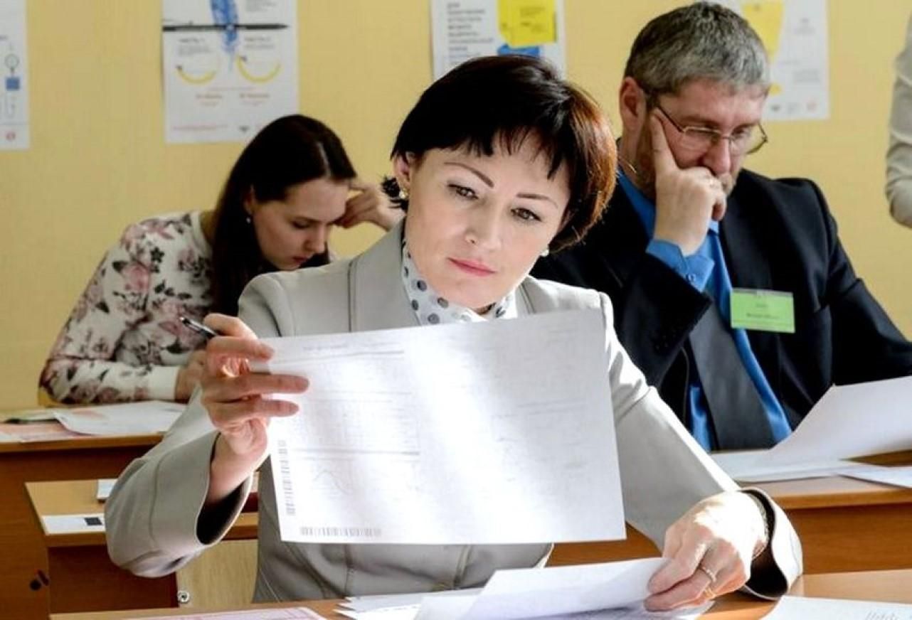 У школі відмовляються визнати сертифікацію вчителя: чому це незаконно - Україна новини - Освіта