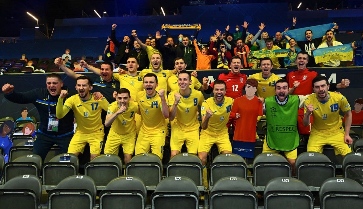 Чи стане політика на шляху матчу Україна – Росія: думка екстренера синьо-жовтої збірної