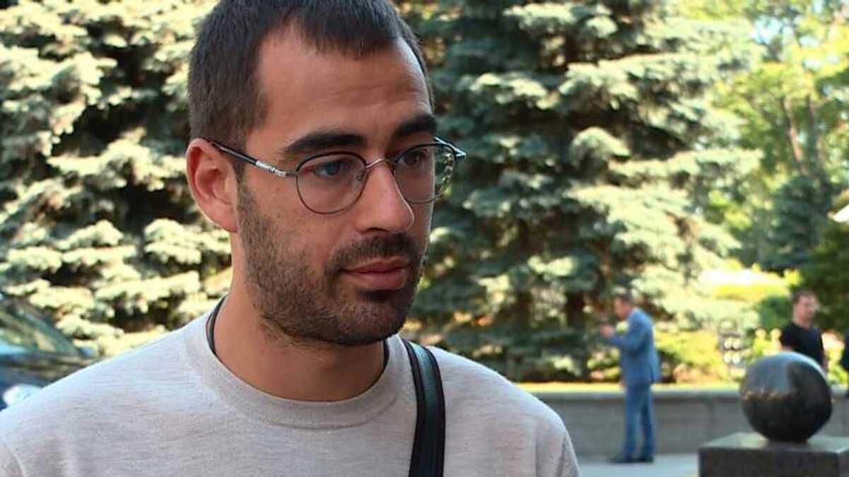 Не міг контролювати, – "слуга" прокоментувала чутки, що Трухін "завідував" зарплатами у конверті - 24 Канал Не міг контролювати, – "слуга" прокоментувала чутки, що Трухін "завідував" зарплатами у конверті - 24 Канал