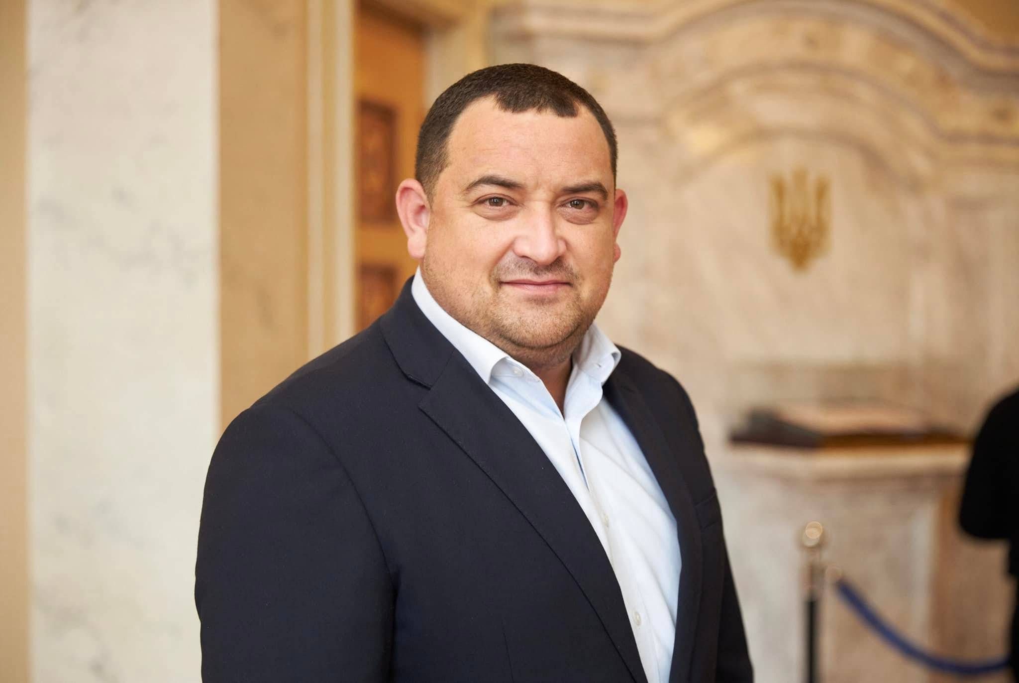 "Слуга" Кузьминых, которого поймали на взятке, просит временно исключить его из фракции "Слуга" Кузьминых, которого поймали на взятке, просит временно исключить его из фракции