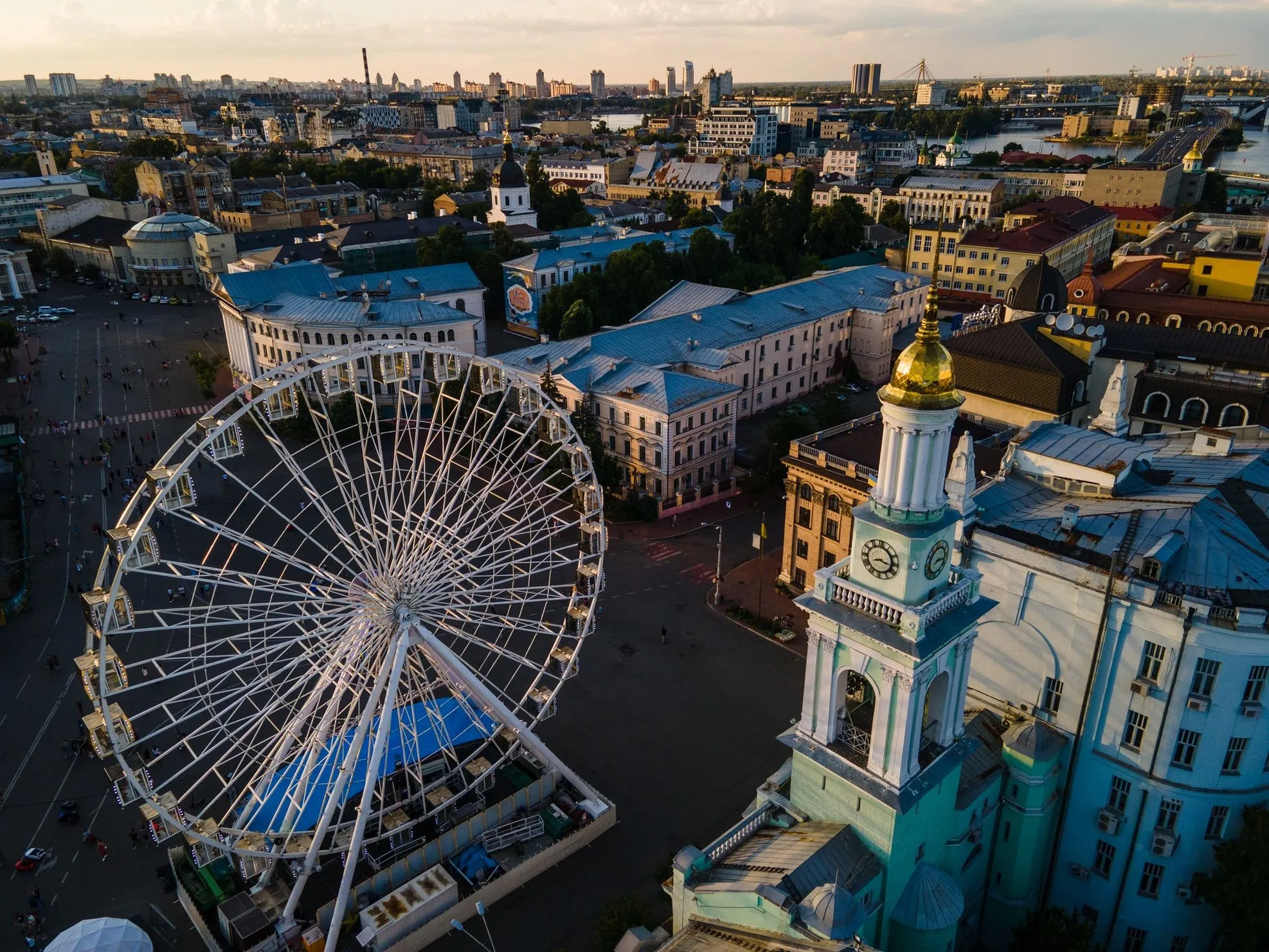 83% респондентів планують подорож самостійно