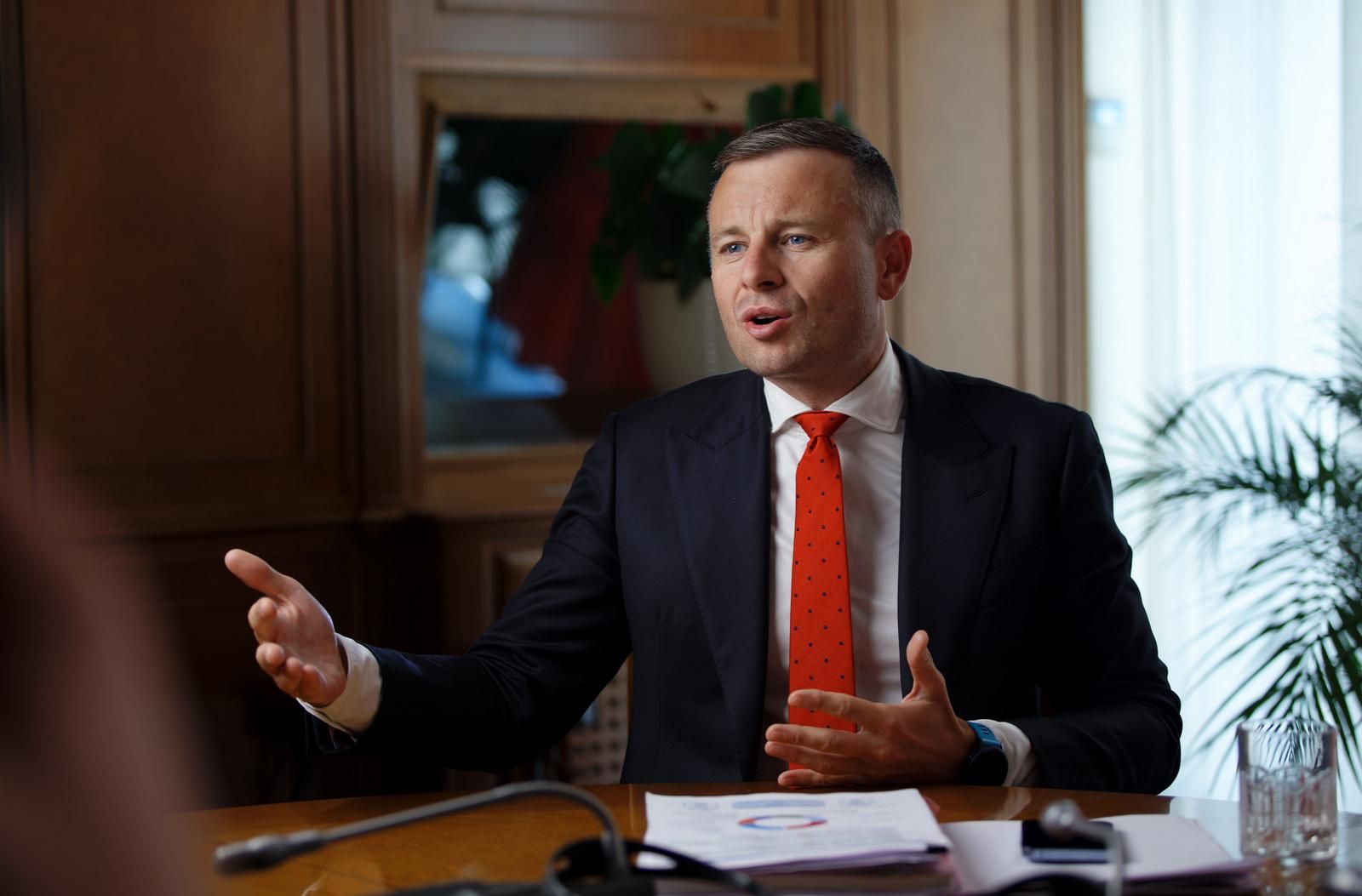 Украину в марте ждут пиковые выплаты по госдолгу: о какой сумме идет речь - Новости экономики Украины - Экономика Украину в марте ждут пиковые выплаты по госдолгу: о какой сумме идет речь - Новости экономики Украины - Экономика