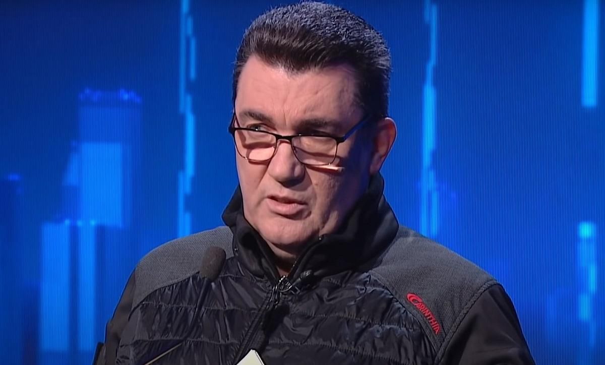 Это первая биологическая мировая война, – Данилов сомневается в природном происхождении COVID-19 Это первая биологическая мировая война, – Данилов сомневается в природном происхождении COVID-19