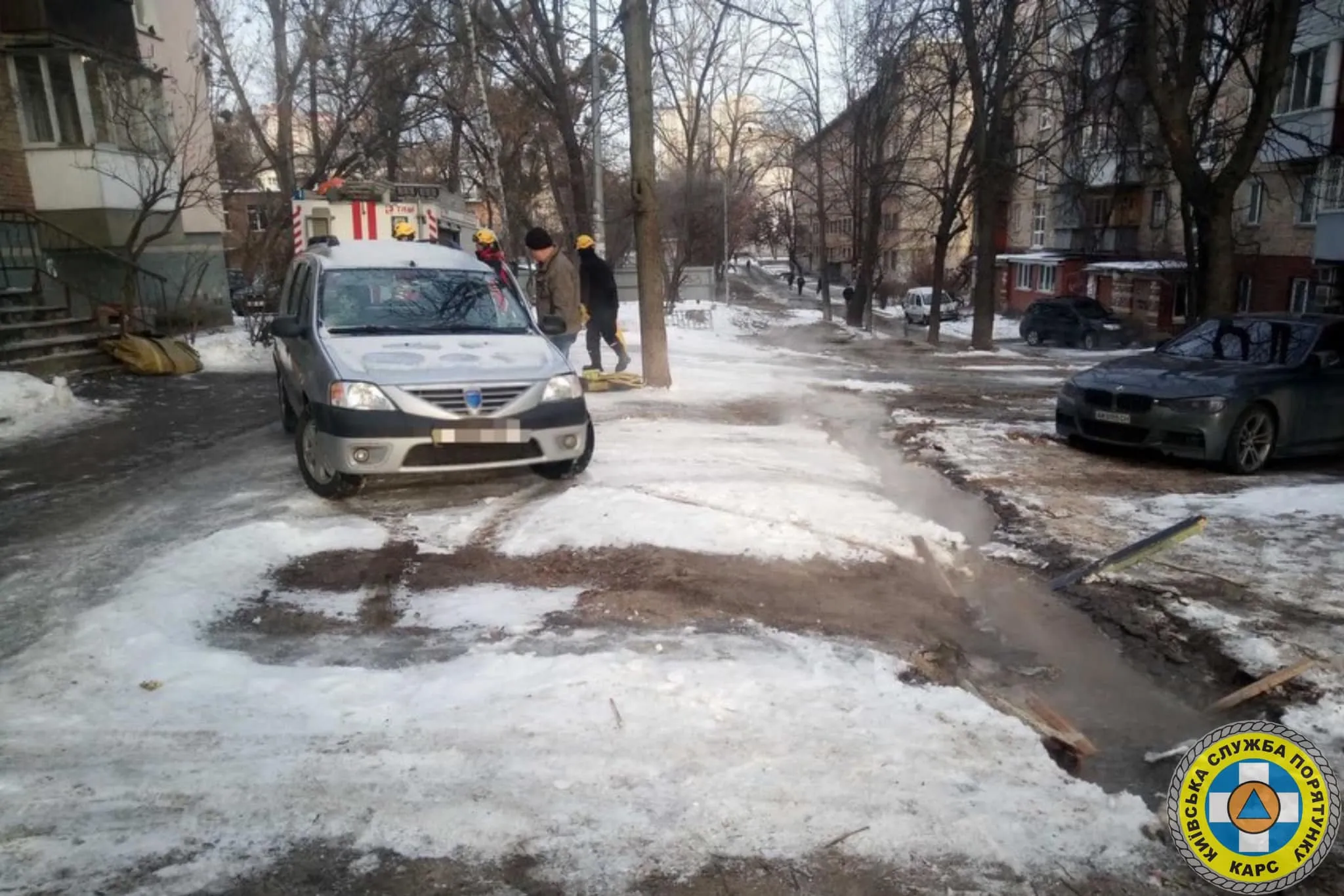 прорив теплотраси у Києві прорив теплотраси у Києві