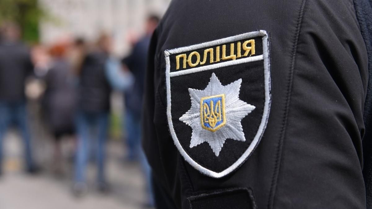 В Киеве будут судить полицейских, избивших задержанного ломом
