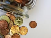 Нацбанк встановив нову вартість долара та євро: курс валют на 7 лютого 