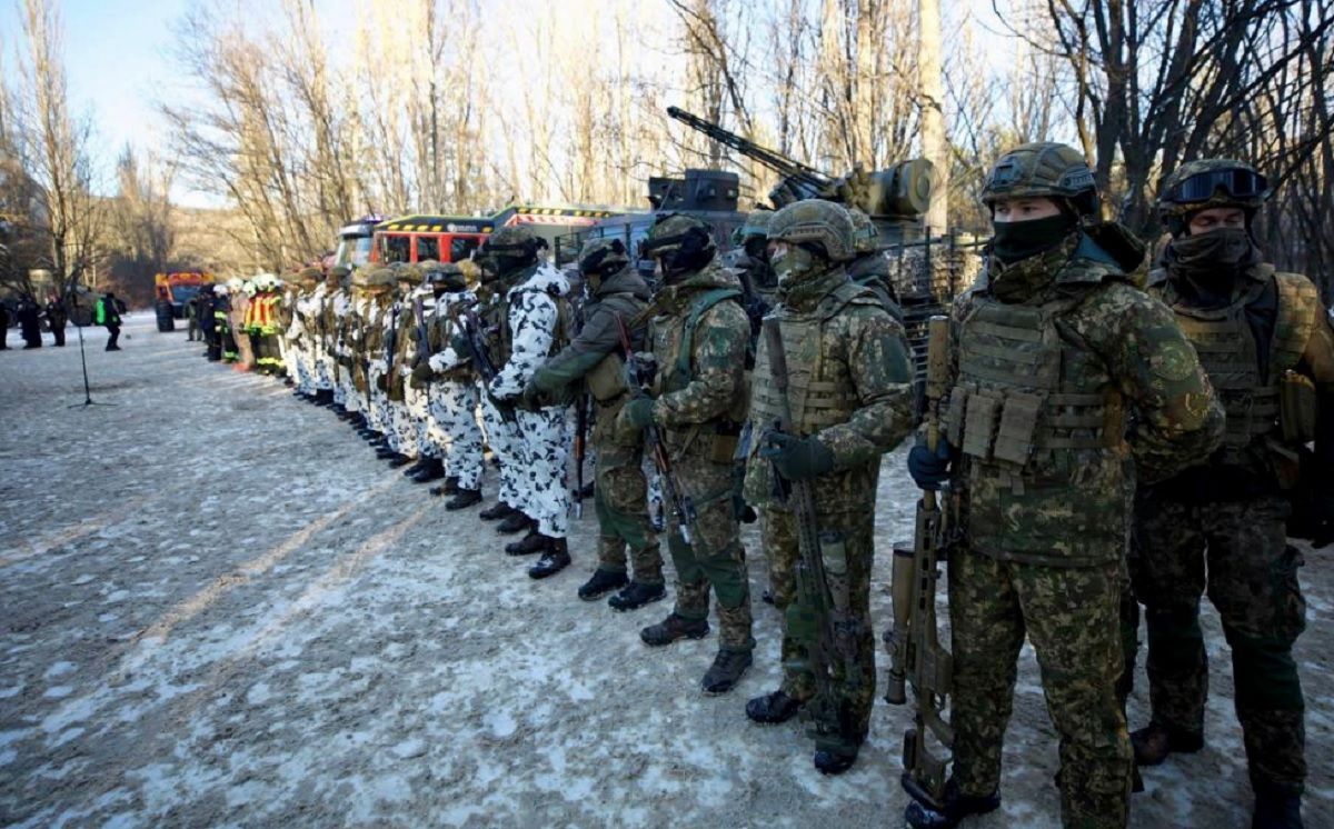 Воздушная разведка и уличный бой: МВД провело масштабные учения в Припяти