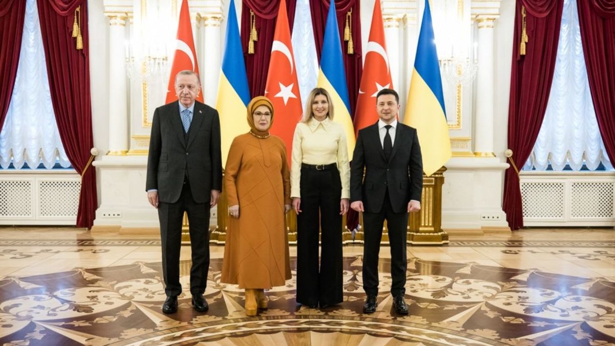 Після візиту до України: Ердоган разом з дружиною заразилися Омікроном - 24 Канал