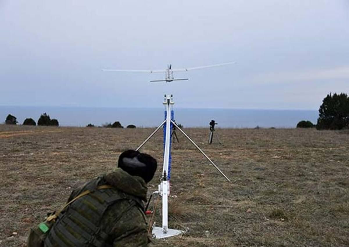 Россияне провели учения беспилотников и артиллерии в оккупированном Крыму