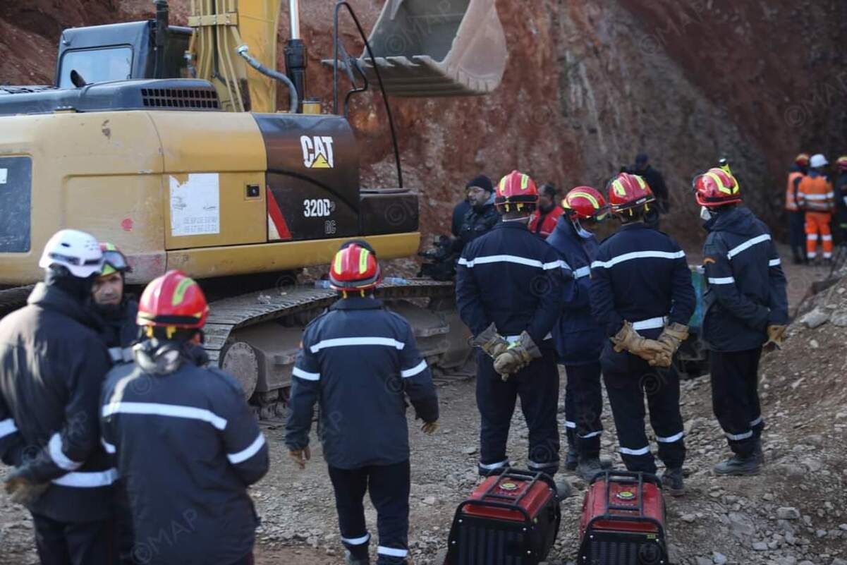 Рятувальники визволили 5-річного хлопчика, який впав у колодязь у Марокко - 24 Канал Рятувальники визволили 5-річного хлопчика, який впав у колодязь у Марокко - 24 Канал