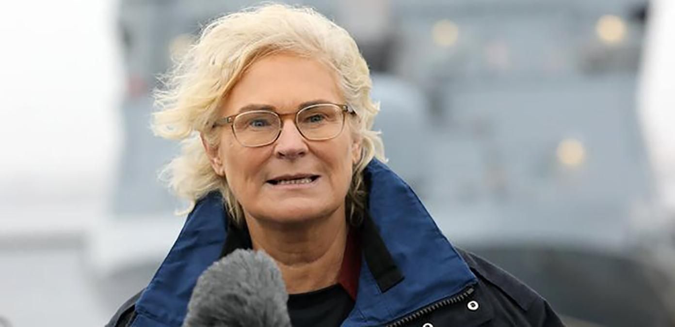 В Германии в очередной раз объяснили, почему отказались поставлять оружие Украине В Германии в очередной раз объяснили, почему отказались поставлять оружие Украине