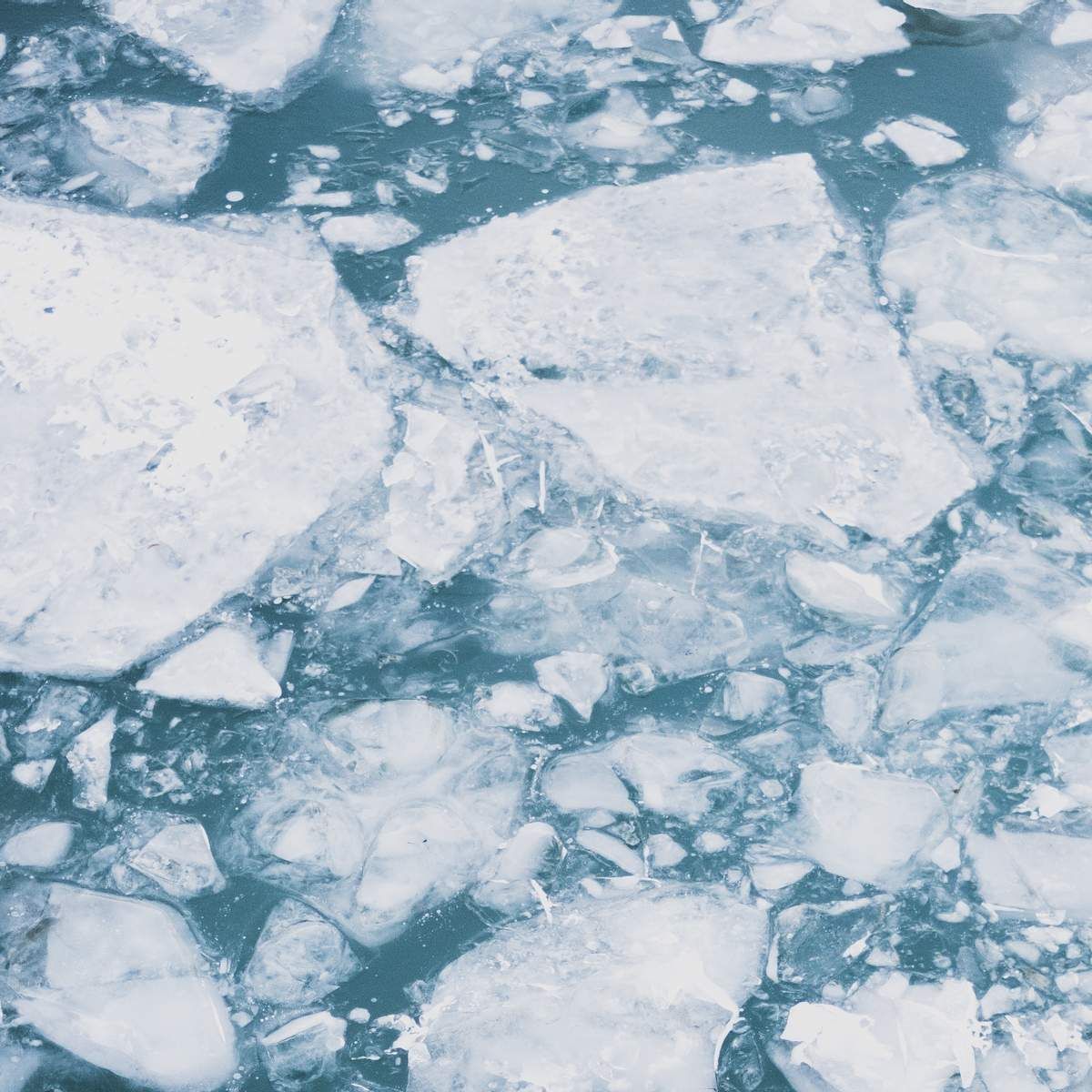 "Хотели проверить прочность льда": в Херсонской области дети провалились в ледяную воду