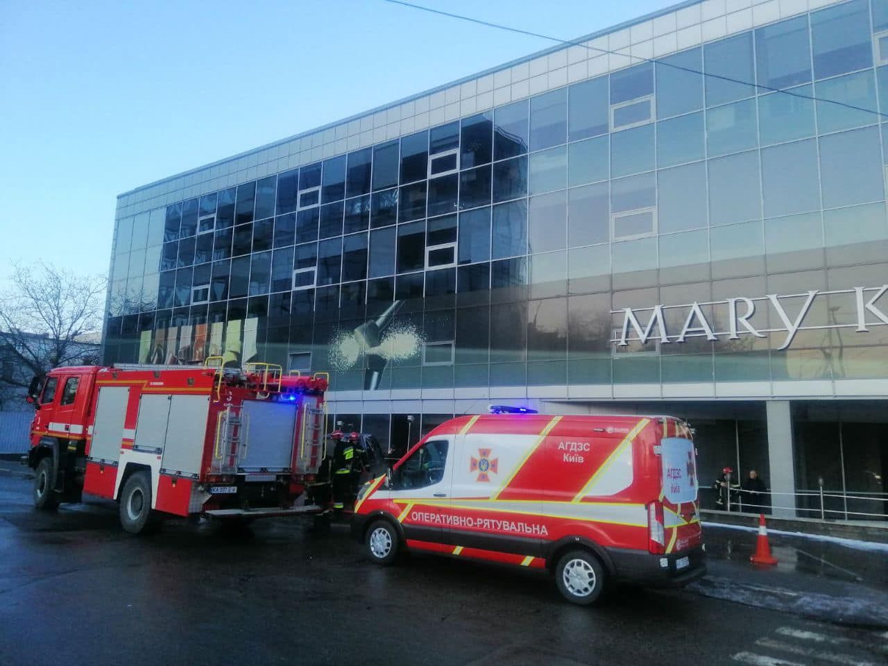В офисе компании Mary Kay в Киеве был пожар В офисе компании Mary Kay в Киеве был пожар