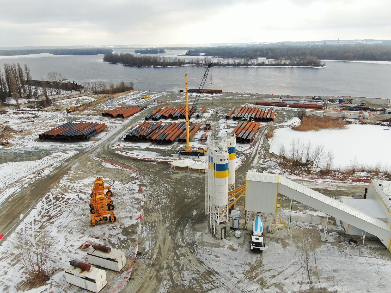 Задіяли криголам: у Кременчуці "Велике будівництво" втілює мрію 200 тисяч жителів міста - Новини Кременчука - 24 Канал Задіяли криголам: у Кременчуці "Велике будівництво" втілює мрію 200 тисяч жителів міста - Новини Кременчука - 24 Канал