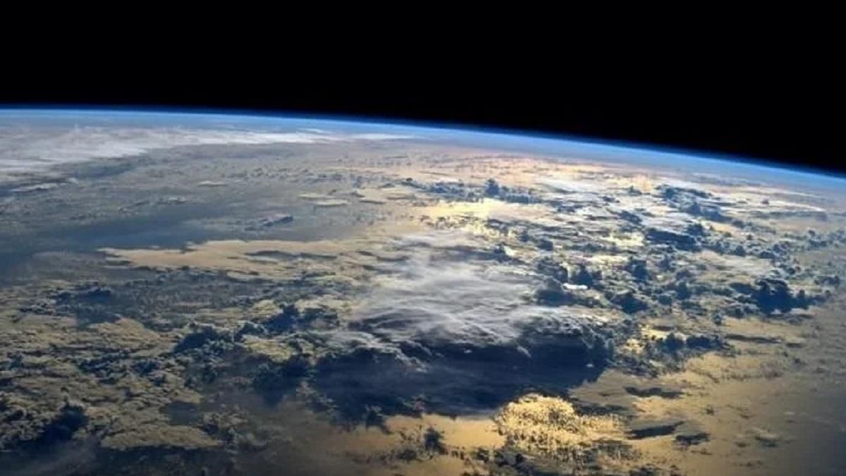 Як на Землі виникла вода: вчені знайшли нову, вражаючу відповідь - Новини технологій - Техно Як на Землі виникла вода: вчені знайшли нову, вражаючу відповідь - Новини технологій - Техно