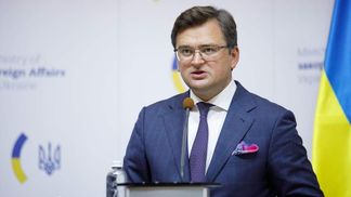 Украина обсудит с Германией и Францией блокировку поставок оружия Украина обсудит с Германией и Францией блокировку поставок оружия