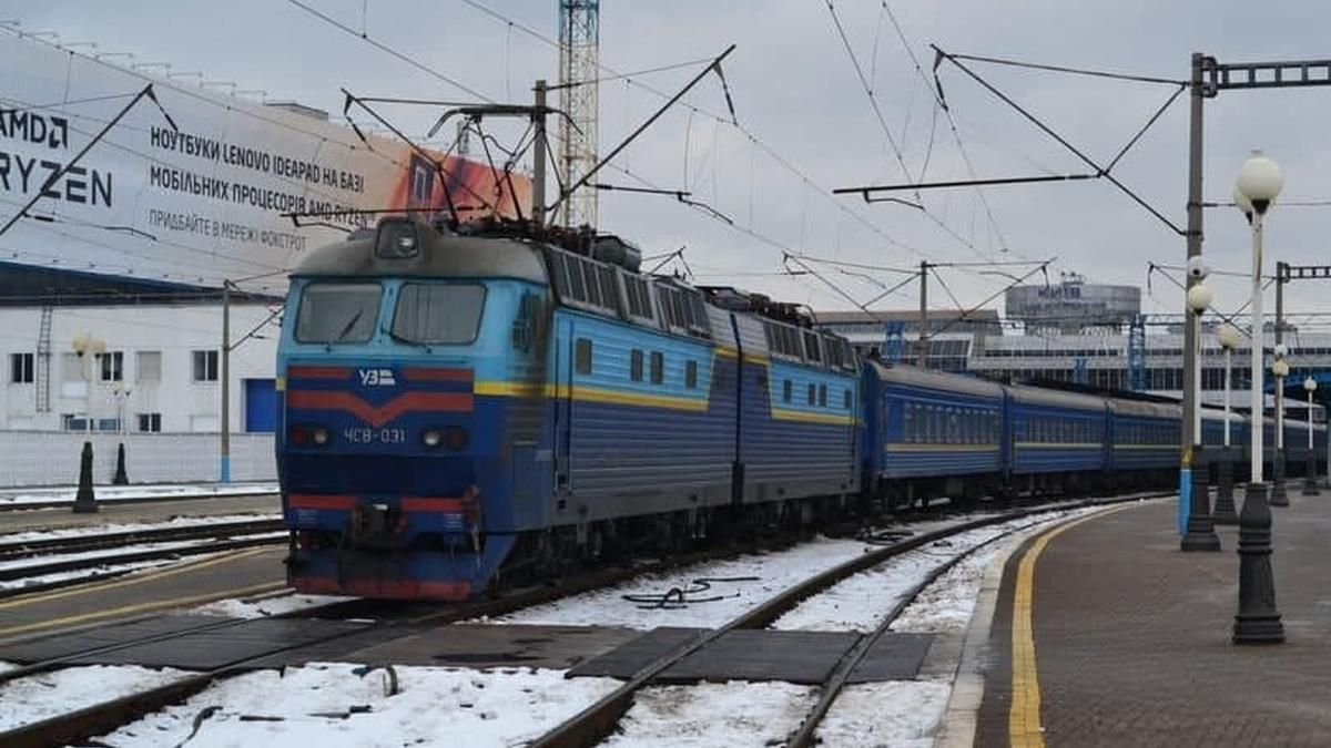 Подобається не всім: на залізничному вокзалі Києва змінили голос дикторки - Новини Київ - Київ Подобається не всім: на залізничному вокзалі Києва змінили голос дикторки - Новини Київ - Київ