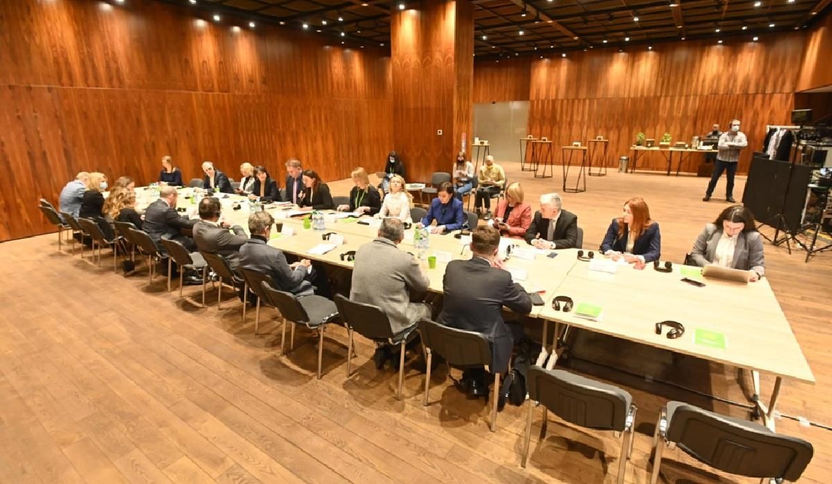 Вместе с ЕБА определили меры для поддержки бизнеса и увеличения инвестиций, – Свириденко Вместе с ЕБА определили меры для поддержки бизнеса и увеличения инвестиций, – Свириденко