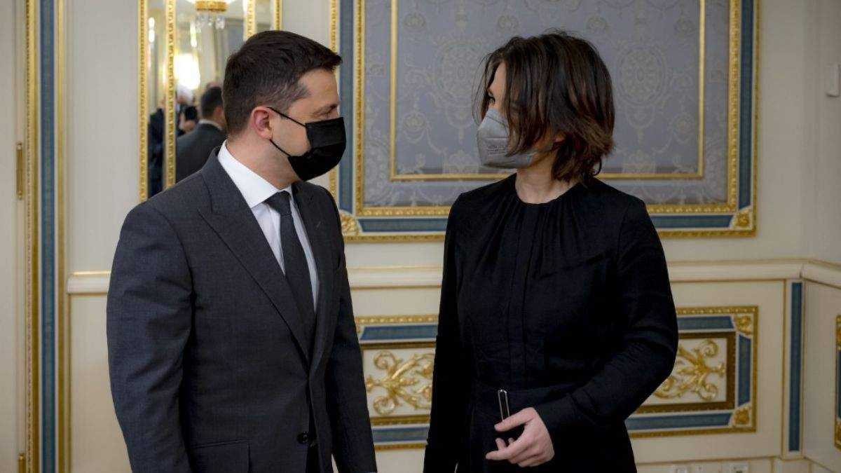 "Не сигнал": в МИД Украины объяснили, почему встречу Зеленского и Бербок отменили "Не сигнал": в МИД Украины объяснили, почему встречу Зеленского и Бербок отменили