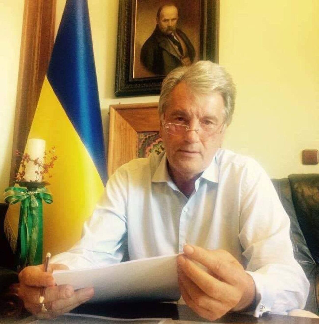 Ющенко закликав українців єднатися на фоні викликів, які постали перед Україною - 24 Канал