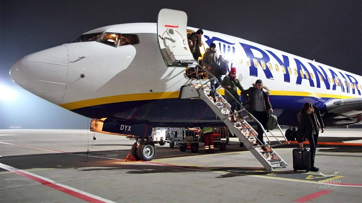 Ryanair отменил международные рейсы из Харькова и Херсона Ryanair отменил международные рейсы из Харькова и Херсона
