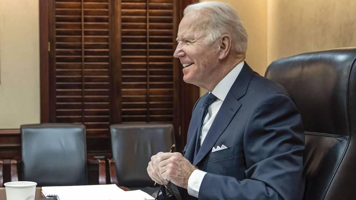 Парень с бомбами и без друзей, – СМИ узнали, как Байден оценил Путина и других лидеров - Новости России - 24 Канал Парень с бомбами и без друзей, – СМИ узнали, как Байден оценил Путина и других лидеров - Новости России - 24 Канал