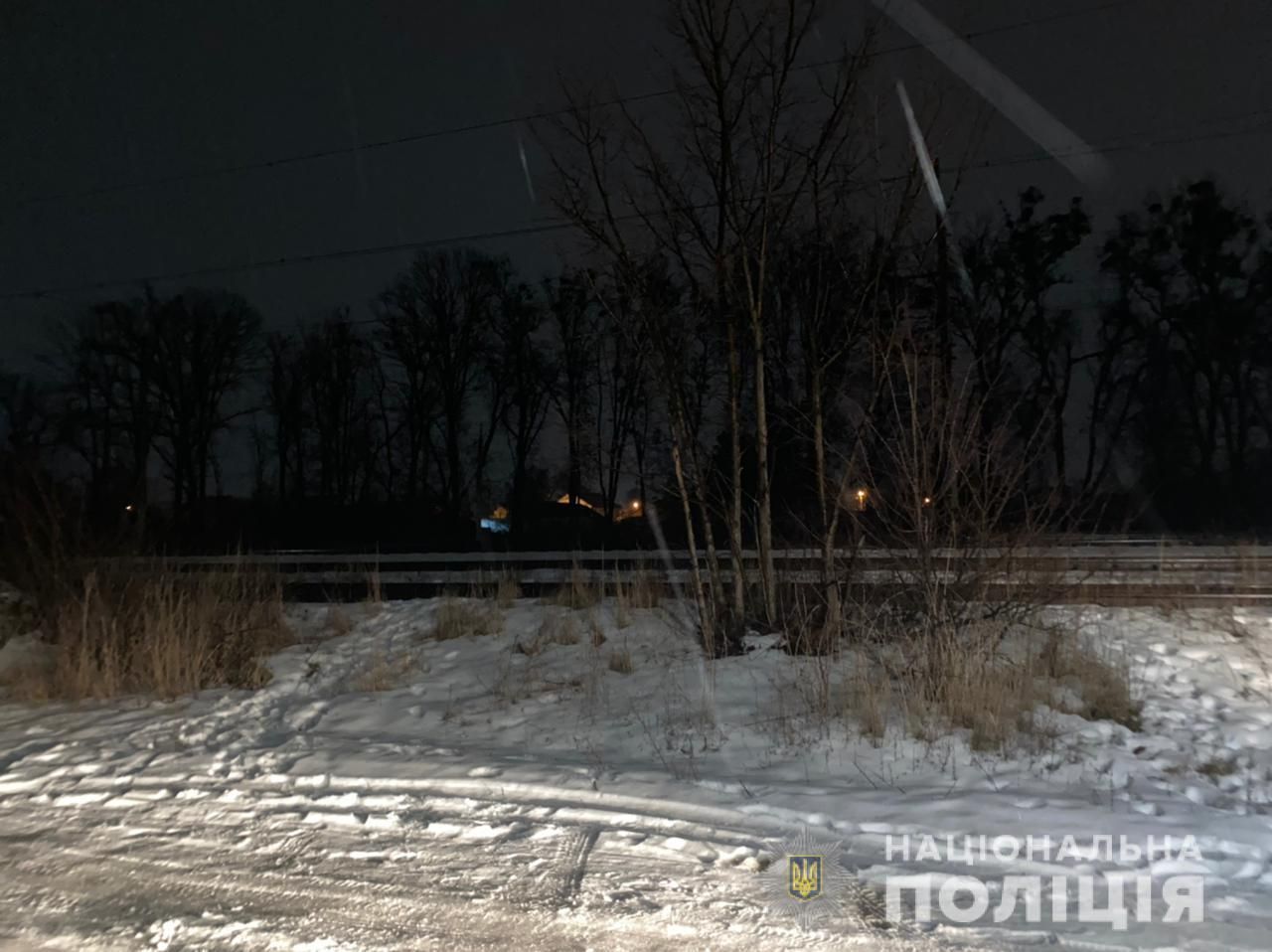 Хотел яркое фото: на Киевщине мужчина едва не погиб на железной дороге