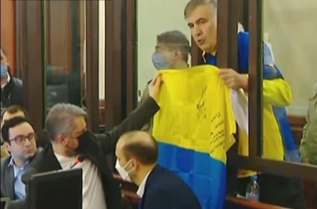 Саакашвили на суде спел гимн Украины: трогательное видео - 24 Канал